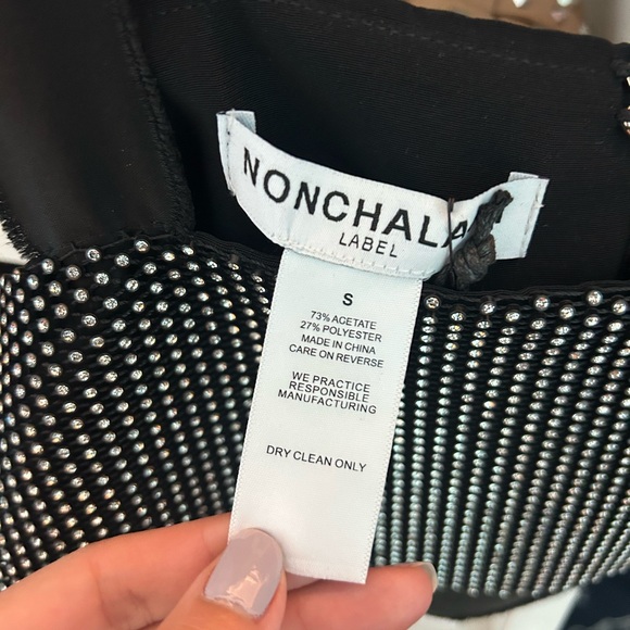 NWT Nonchalant Label Capri Crop in Black (S) - Picture 5 of 7